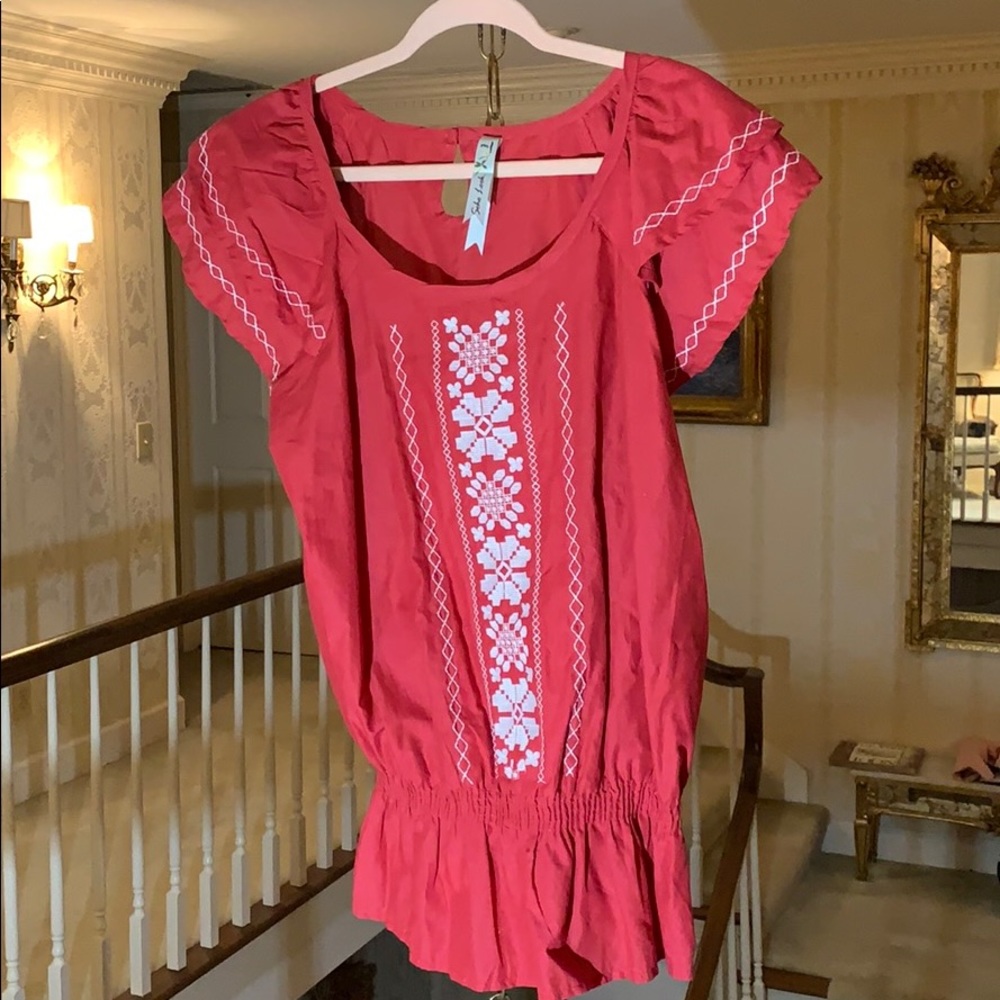 Soho Look Red BoHo Embroidered Peplum Top New